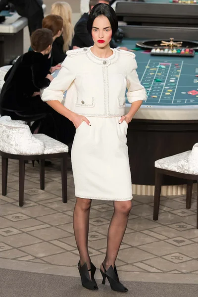 Look 26
